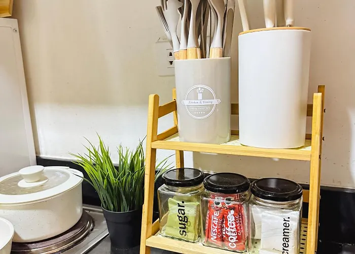 Staycation Near Moa Pasay At Shore Residences - Elizcape Aparthotel *